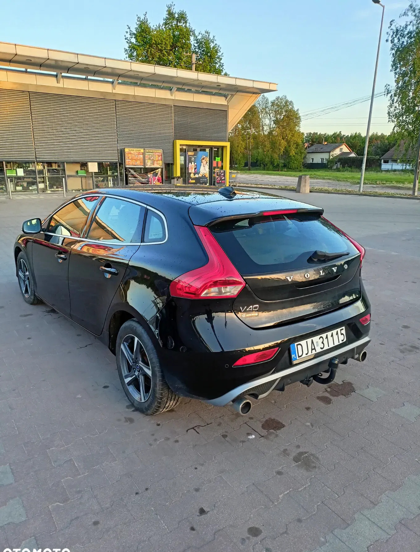 warszawa Volvo V40 cena 49900 przebieg: 158500, rok produkcji 2015 z Warszawa